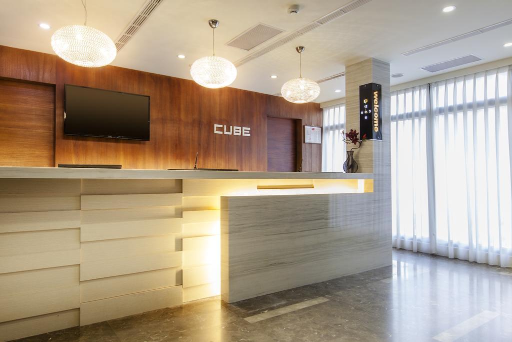 Hotel Cube Taichung Exterior foto