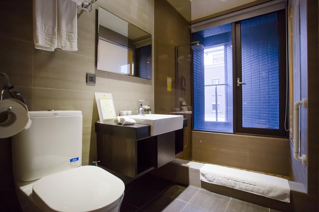 Hotel Cube Taichung Exterior foto