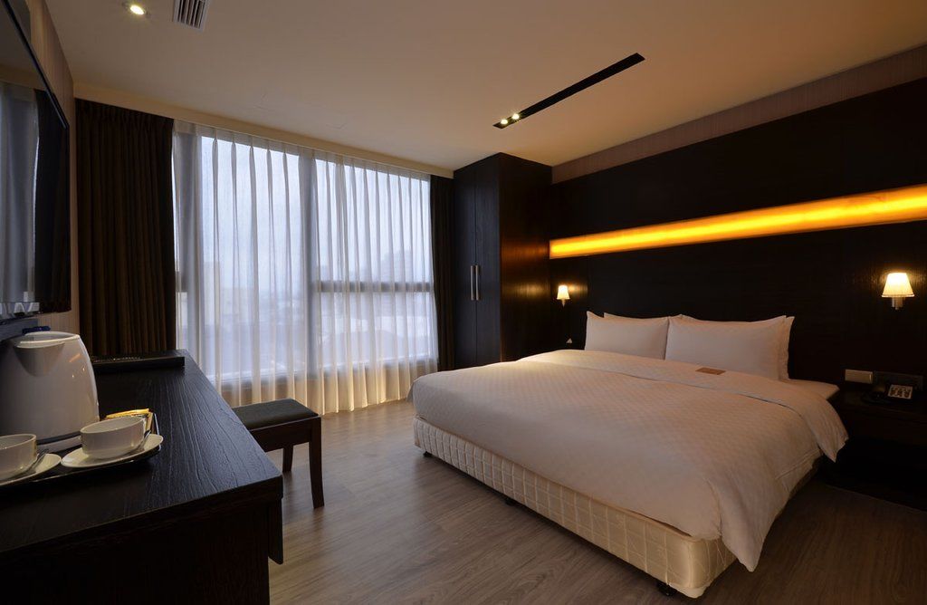 Hotel Cube Taichung Exterior foto